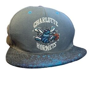 Mitchell & Ness Charlotte Hornets SnapBack Hat Teal and Purple‎